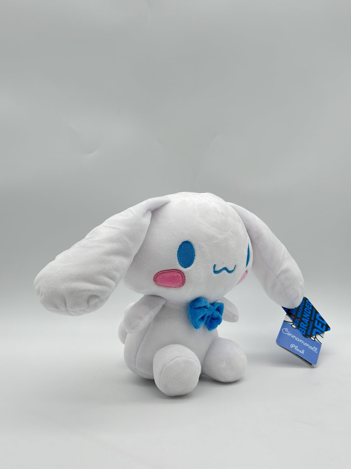 HELLO KITTY 22cm plusz cinemonroll