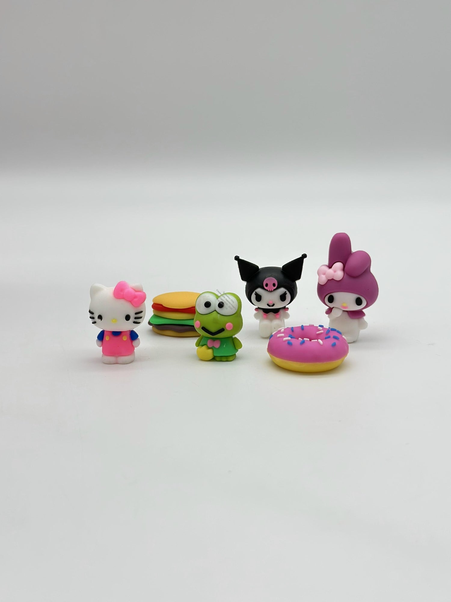 HELLO KITTY R giant vending machine XL-2