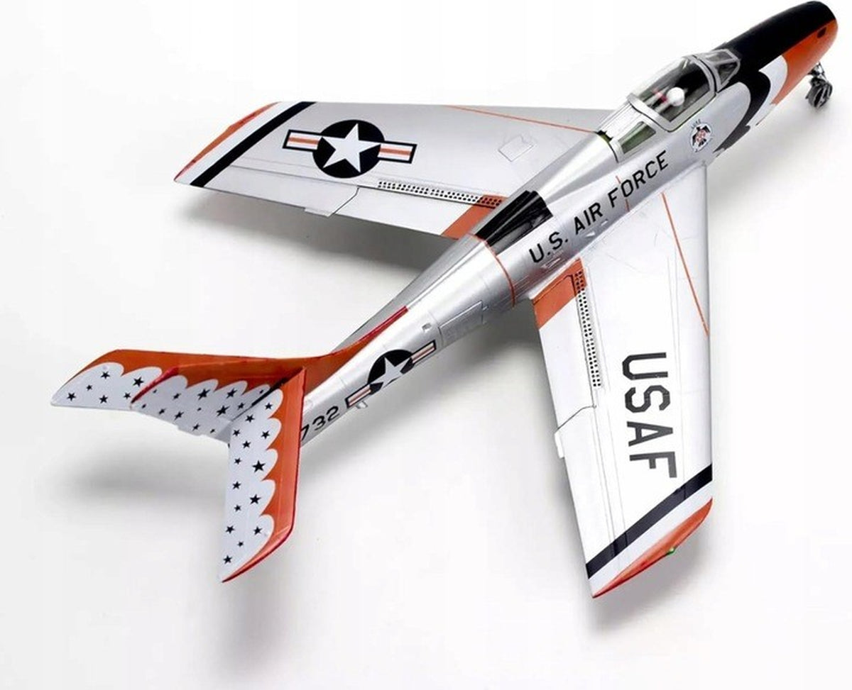 REVELL SAMOLOT F-84F republic 1:48